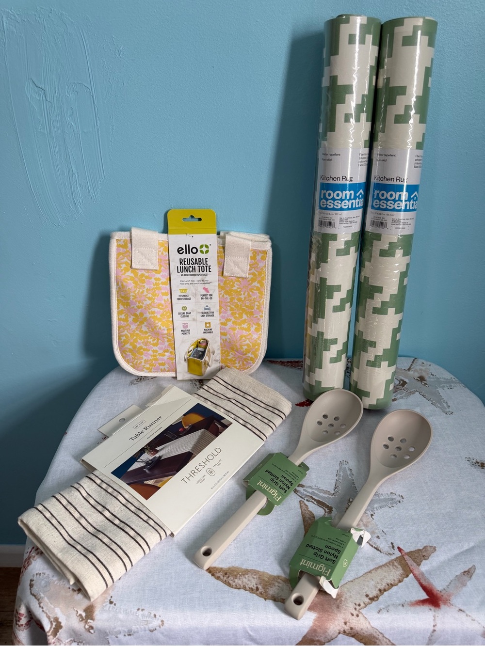 Ello Reusable Lunch Tote & Kitchen Utensils Bundle
